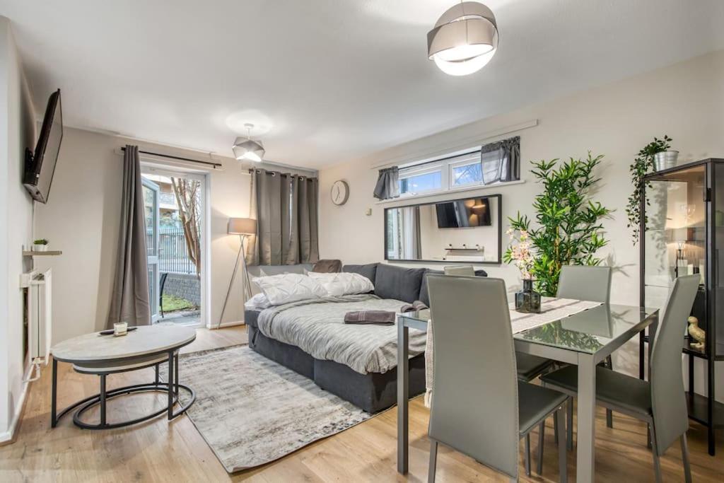 1 Bedroom Flat - Brixton Apartament Londra